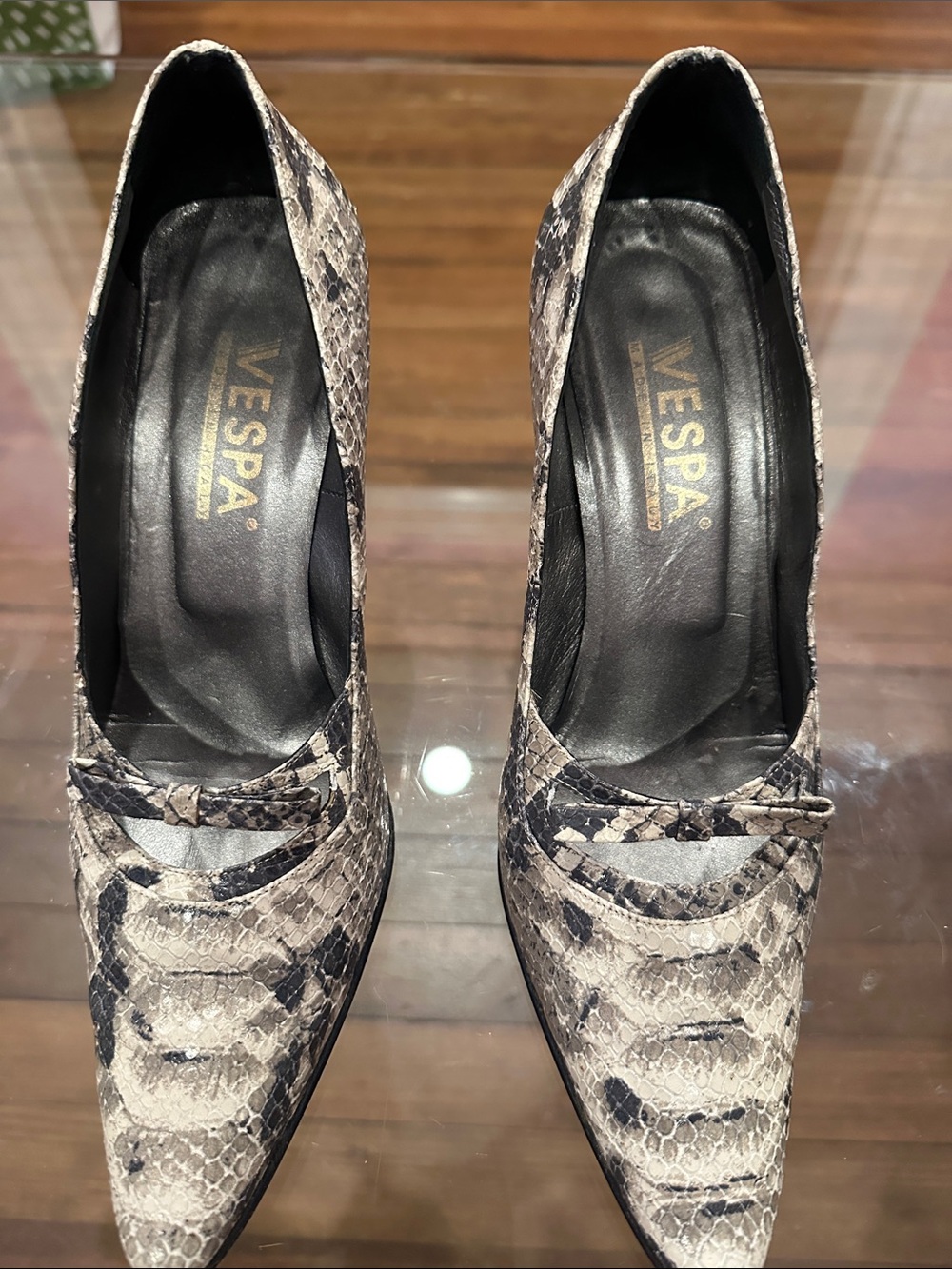VESPA Vintage Neutral Snakeskin Pointed-Toe Heels